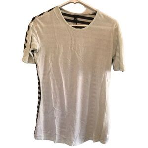 Lululemon Athletica size 4 mint green & black striped scoop neck T-shirt